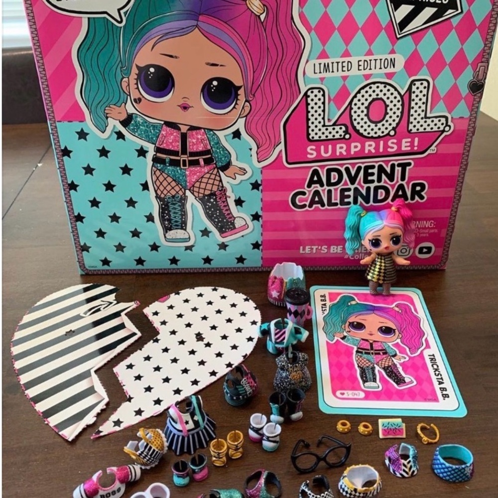 LOL Surprise Advent Calendar with Multicolor Accessories